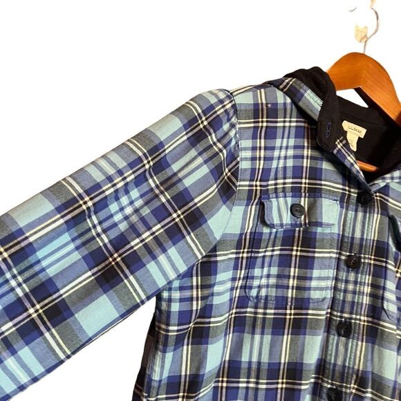 L.L. Bean blue plaid fleece lined shirt. Size xxs - Picture 7 of 10